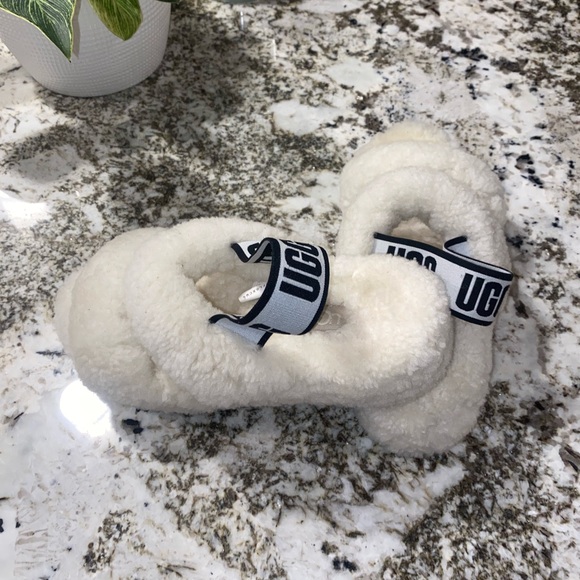 UGG Slides - Picture 2 of 8